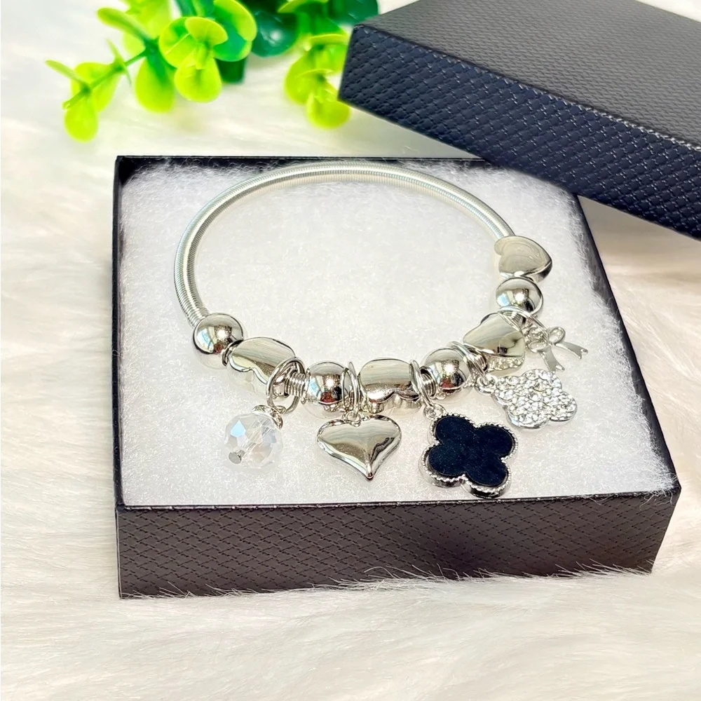 Silver Clover Charm Bracelet with Hearts - Picture 7 of 14